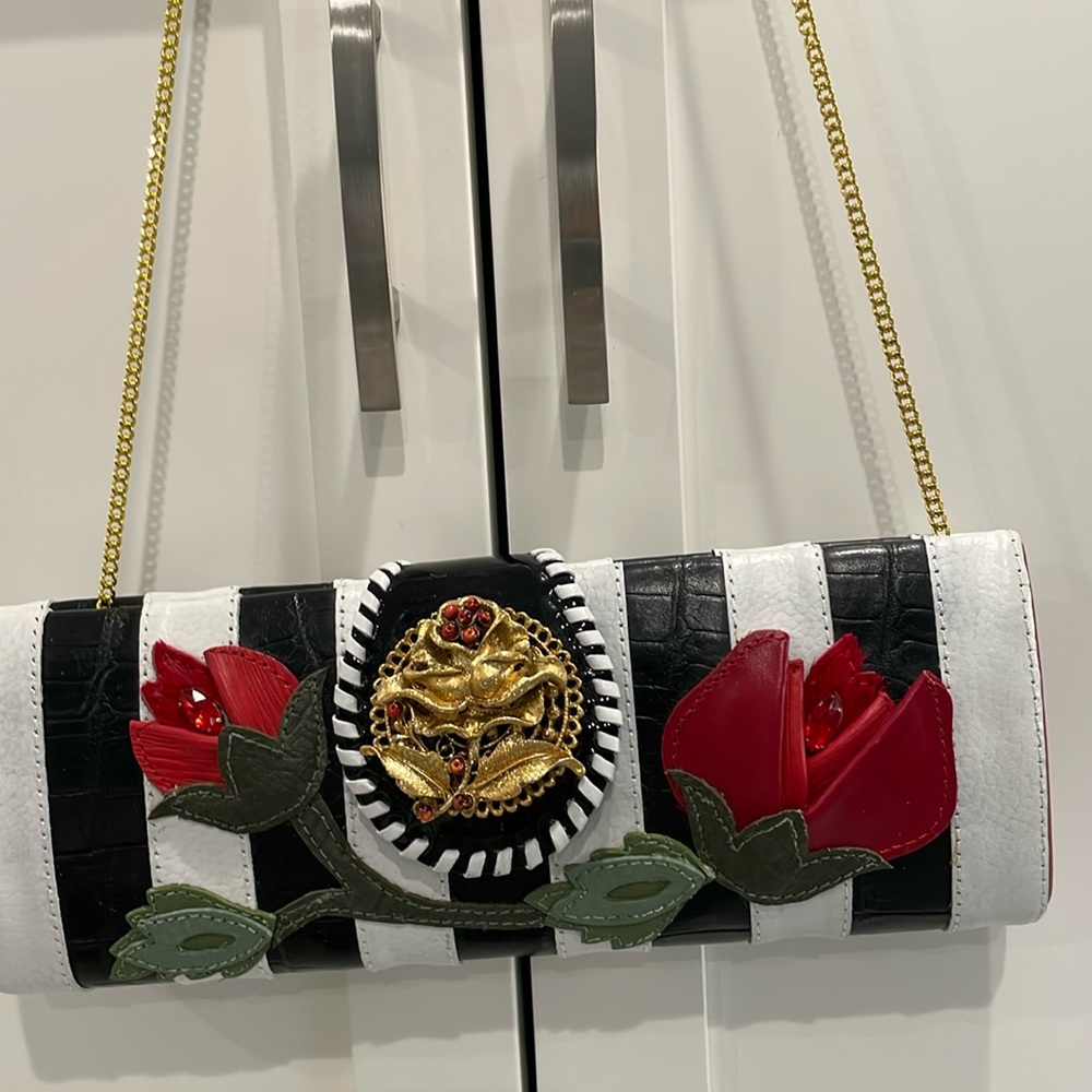 Art Deco leather clutch hand bag with gold chain
